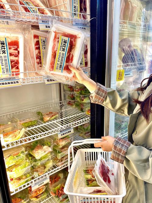 9月15日晚11点重庆便利店员工李红的工作日常与付出(图2)