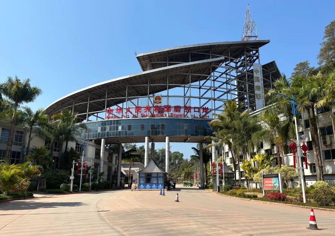 老挝旅游攻略：2023陆路过关指南，手把手教你从磨憨到磨丁