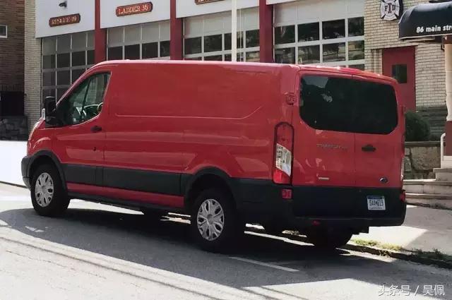 兰博基尼、保时捷、福特全系测评：2016年度最令人印象深刻的车型盘点(图2)