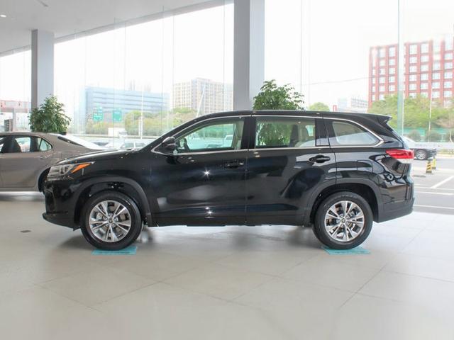 2021款汉兰达2.0T四驱精英版7座成交价是多少？来算算