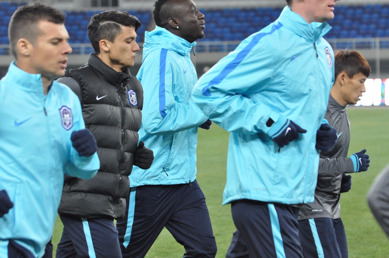 泰达主场比赛明日打响！球迷用品店啥样？投资要多少？(图17)